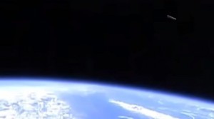 Monde:  La NASA filme des images d’un étrange ovni (Video)