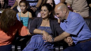 Après 15 ans dans sa prison américaine, un espion cubain retrouve sa femme enceinte