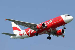 Un avion d’Air Asia disparaît avec 162 personnes à bord