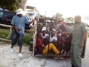 Bahamas: Des migrants haitiens sont détenus dans des conditions horribles
