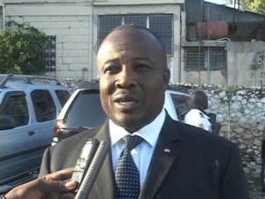 Haiti: Desras menace de poursuivre l’Etat haitien pour son chèque de janvier