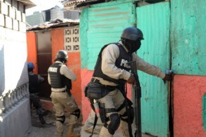 Haiti: Plusieurs arrestations pour le meurtre du soldat chilien de la Minustah