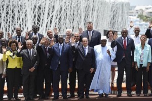 Monde: Président François Hollande «La France s’acquittera de sa “dette” envers Haïti»