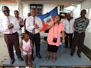 Monde: Les Haïtiens en Guyane mobilisés pour Laurent Lamothe (video)