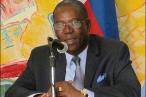 Haiti: Mario Dupuy, ex-porte parole de Jean Bertrand Aristide, remplace Rotchild François Jr