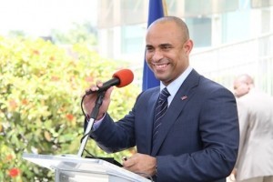 Haiti: Laurent Lamothe dans le développement socio-économique des pays émergents