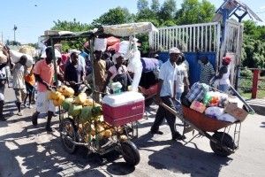 Haiti: Des commerçants haitiens condamnent la saisie de leurs marchandises à la frontière